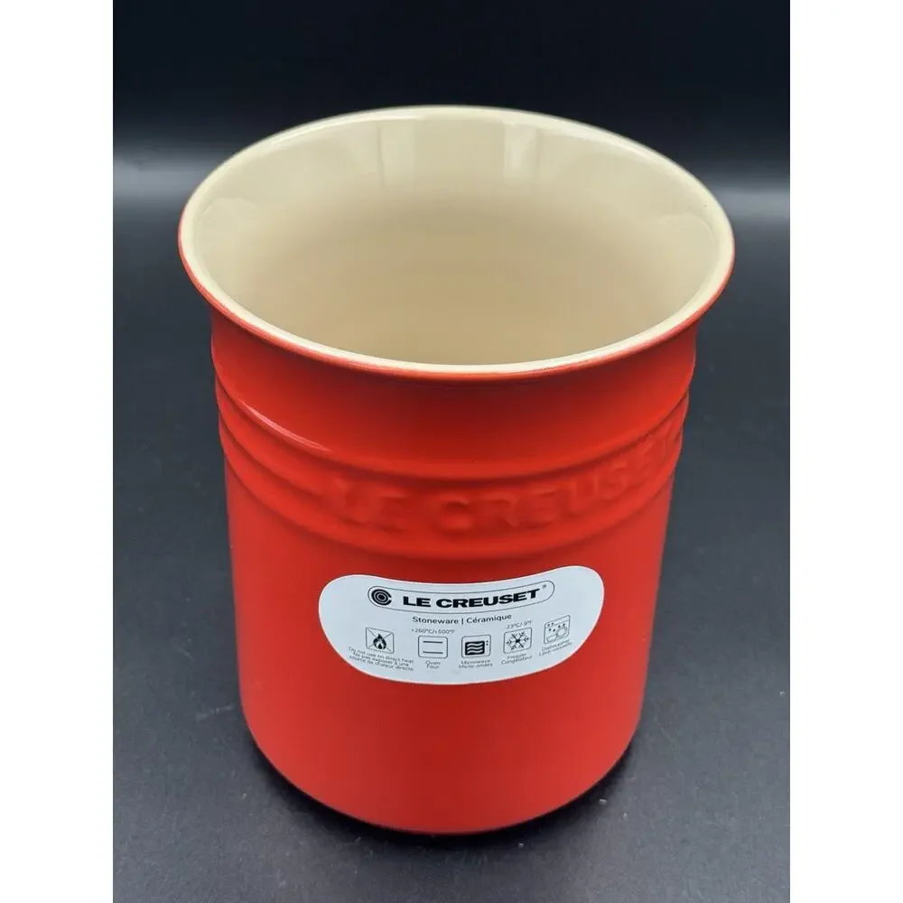 NWT Le Creuset Crock Carmin Red 1L Stoneware Utensil Holder